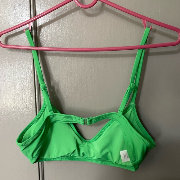 American Eagle aerie v scoop bikini top - Picture 4 of 4